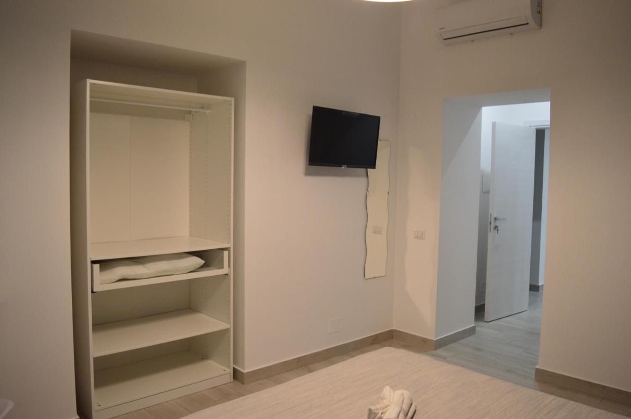 B&B Miglio Sacro Наполи Екстериор снимка